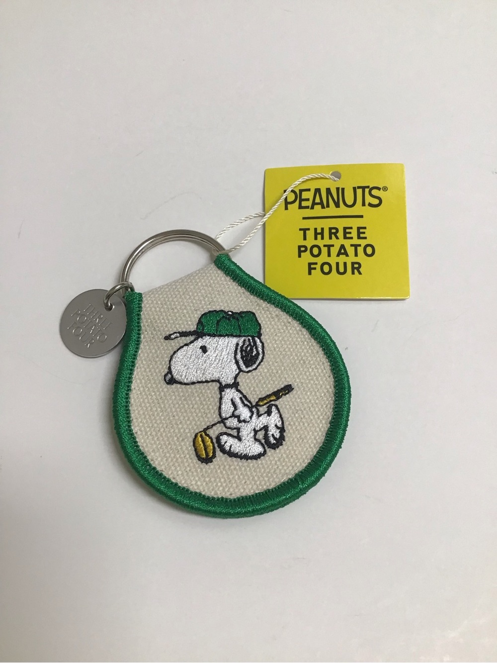 Peanuts Snoopy Golfer Key Ring Embroidered Patch Style Three Potato Four NEW - Picture 7 of 10